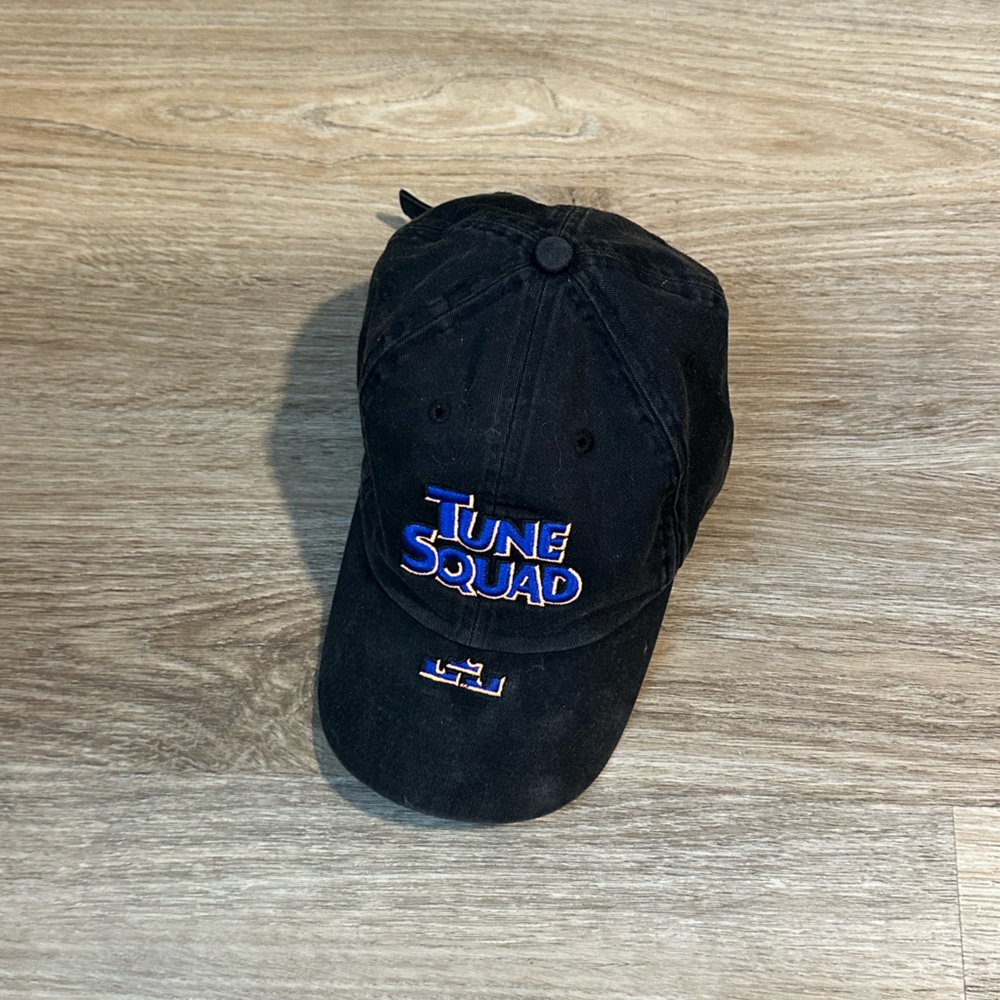Vintage Space Jam Nike Black Tune Squad Cap
